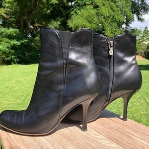 Couture Donald Pliner boots